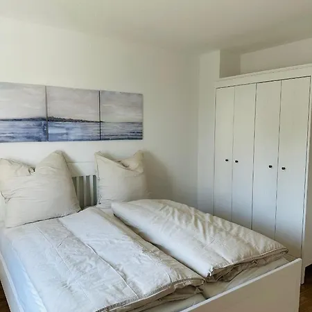 3-zimmer + Sonnenbalkon Διαμέρισμα *