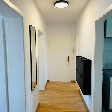 3-zimmer + Sonnenbalkon Διαμέρισμα Pulheim